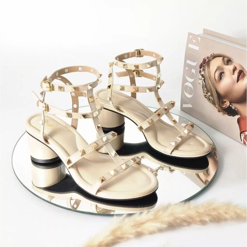 Arlaine Leica Sandal Heels Stud Piramid / Sandal Heels Tali Wanita / Sandal Wanita Hak 5Cm