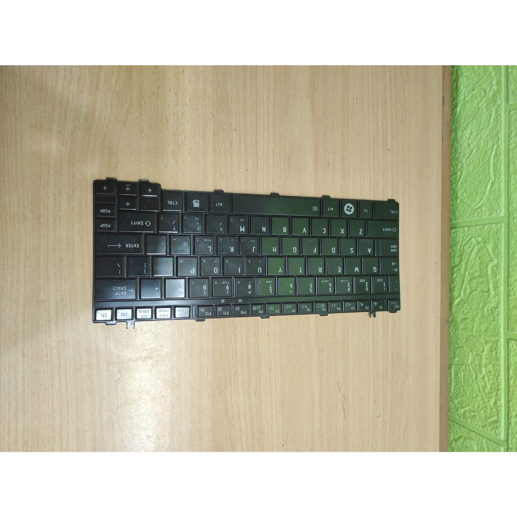 Keyboard Laptop Toshiba T135