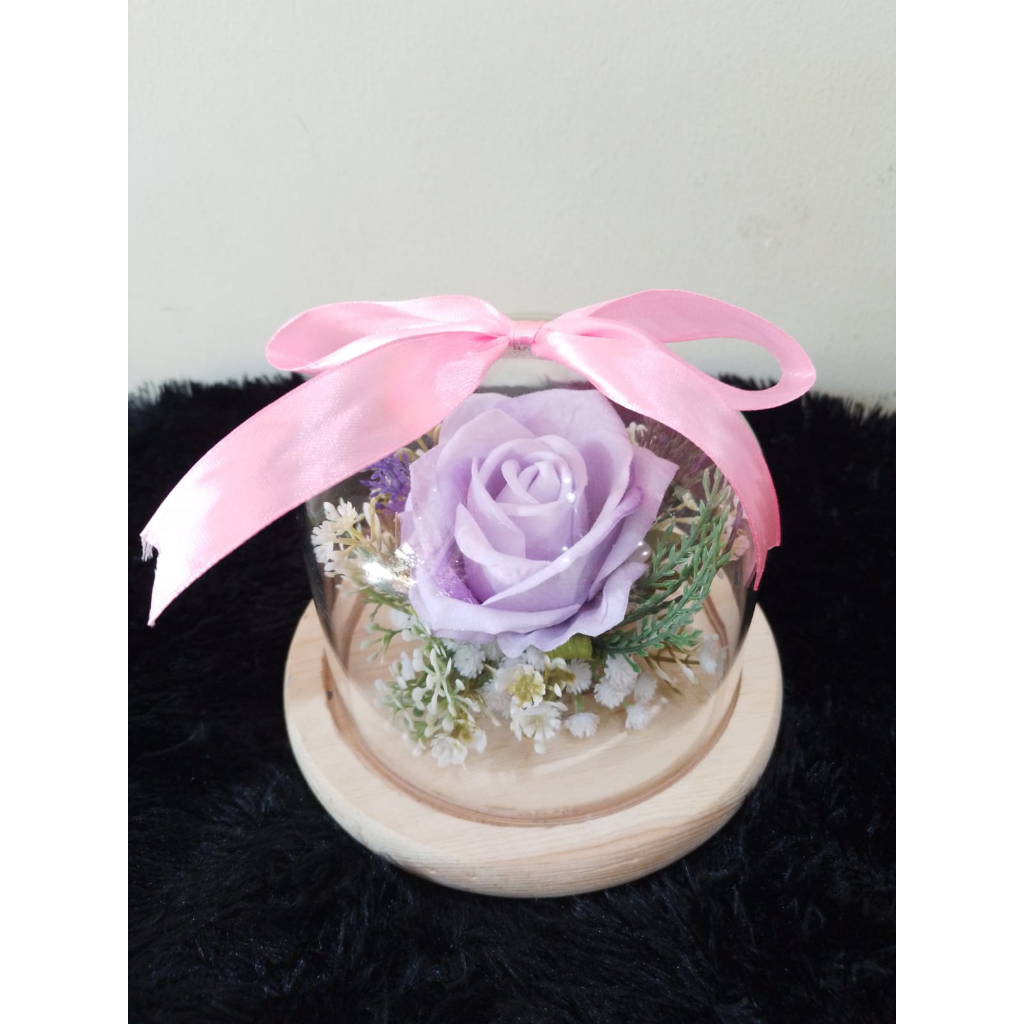 Glass Dome Bunga Artificial