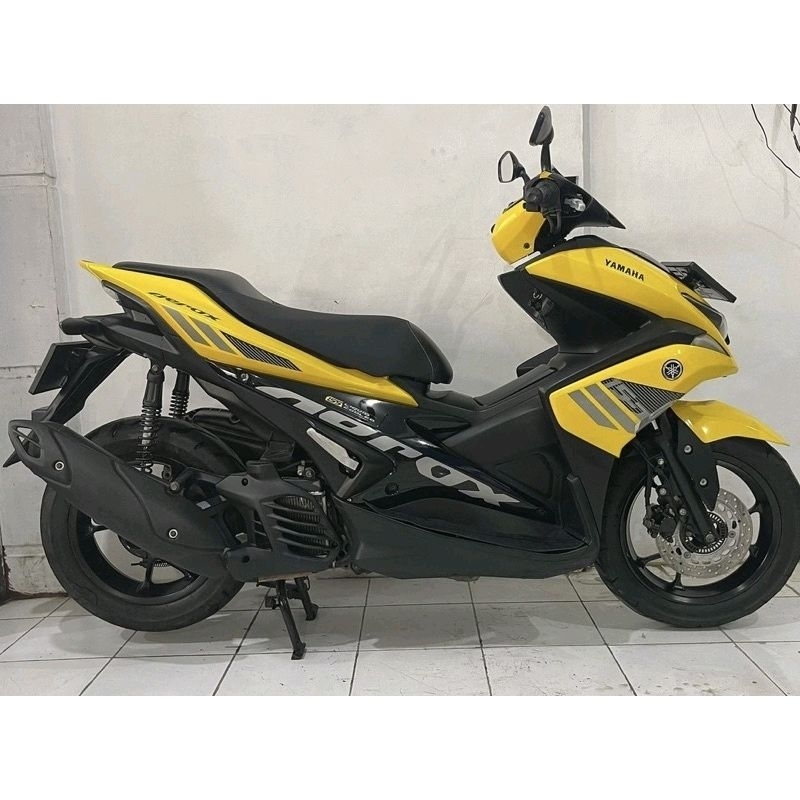 STIKER STRIPING MOTOR AEROX TAHUN 2017 KUNING