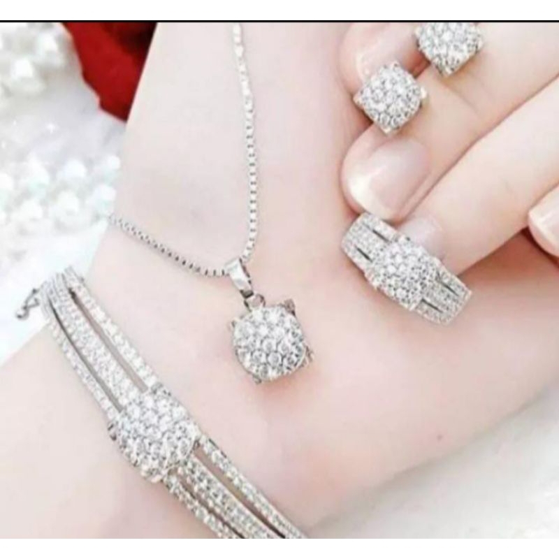 set perhiasan titanium silver