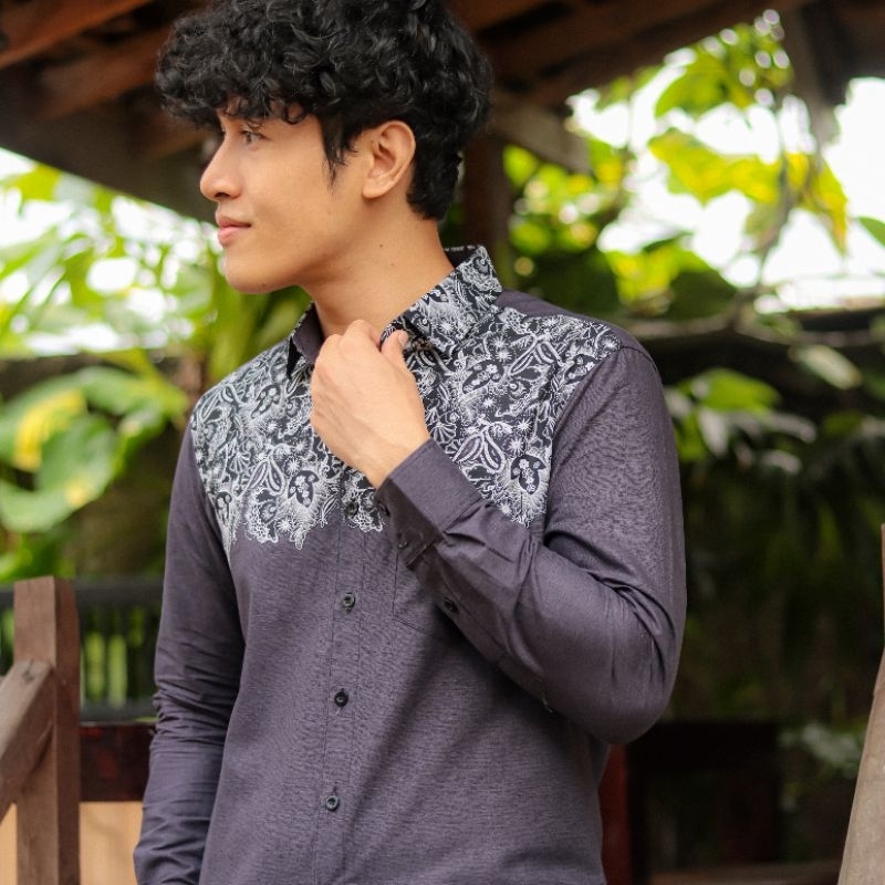 BatikBule Kemeja Batik Koko Slimfit Panjang Motif Casual Warna Abu LBL 2043