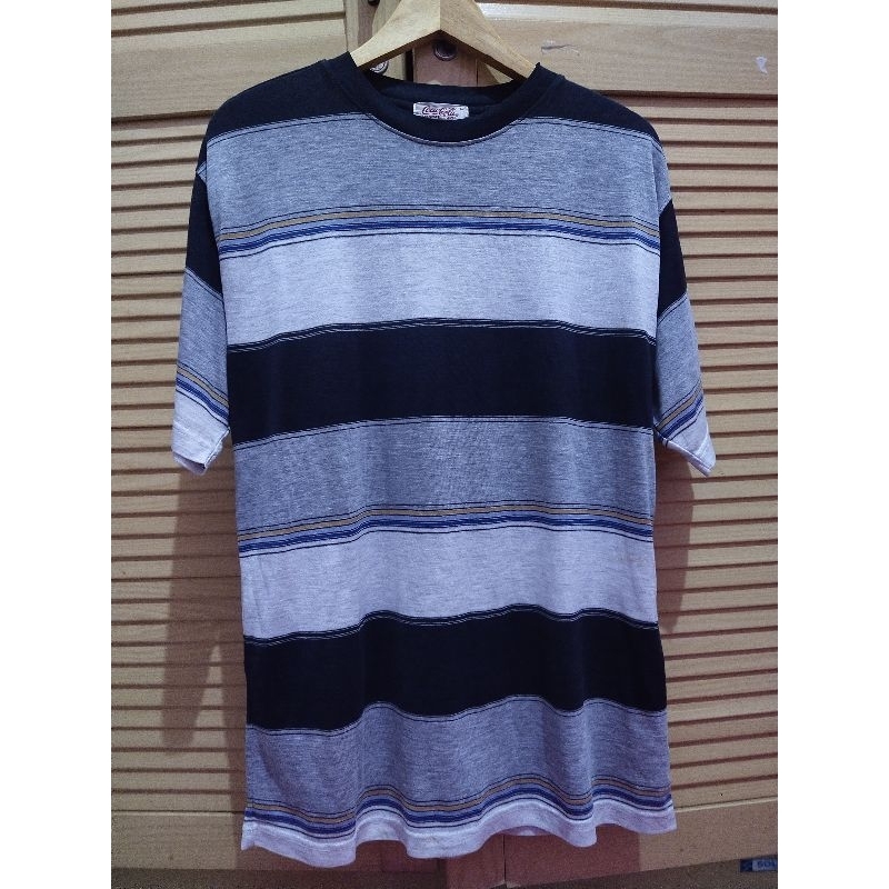 Baju Kaos Salur Coca cola motif vintage