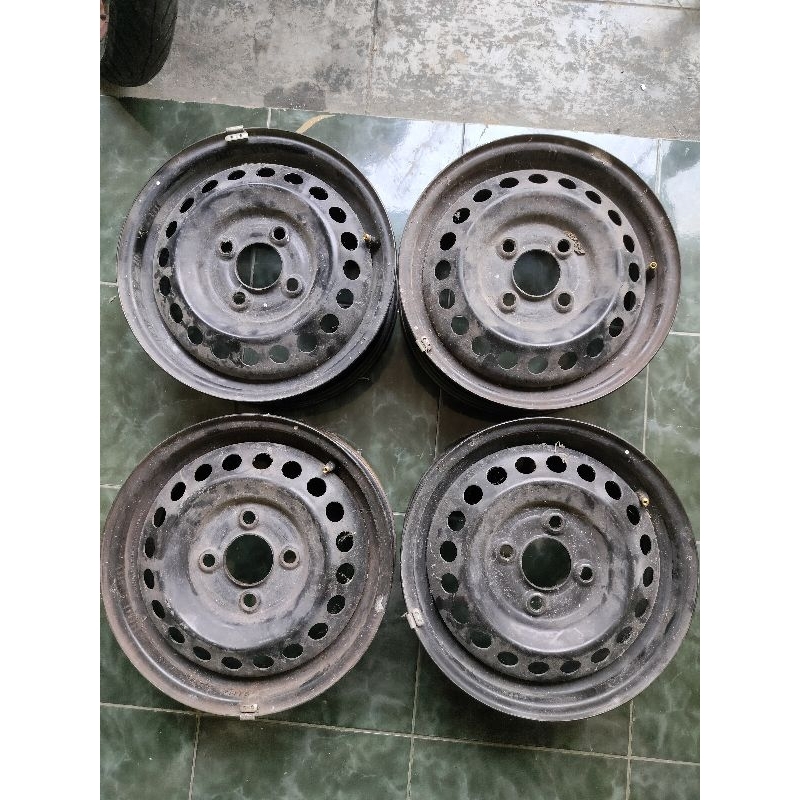 velg kaleng ring 13 pcd 100 ex Datsun go