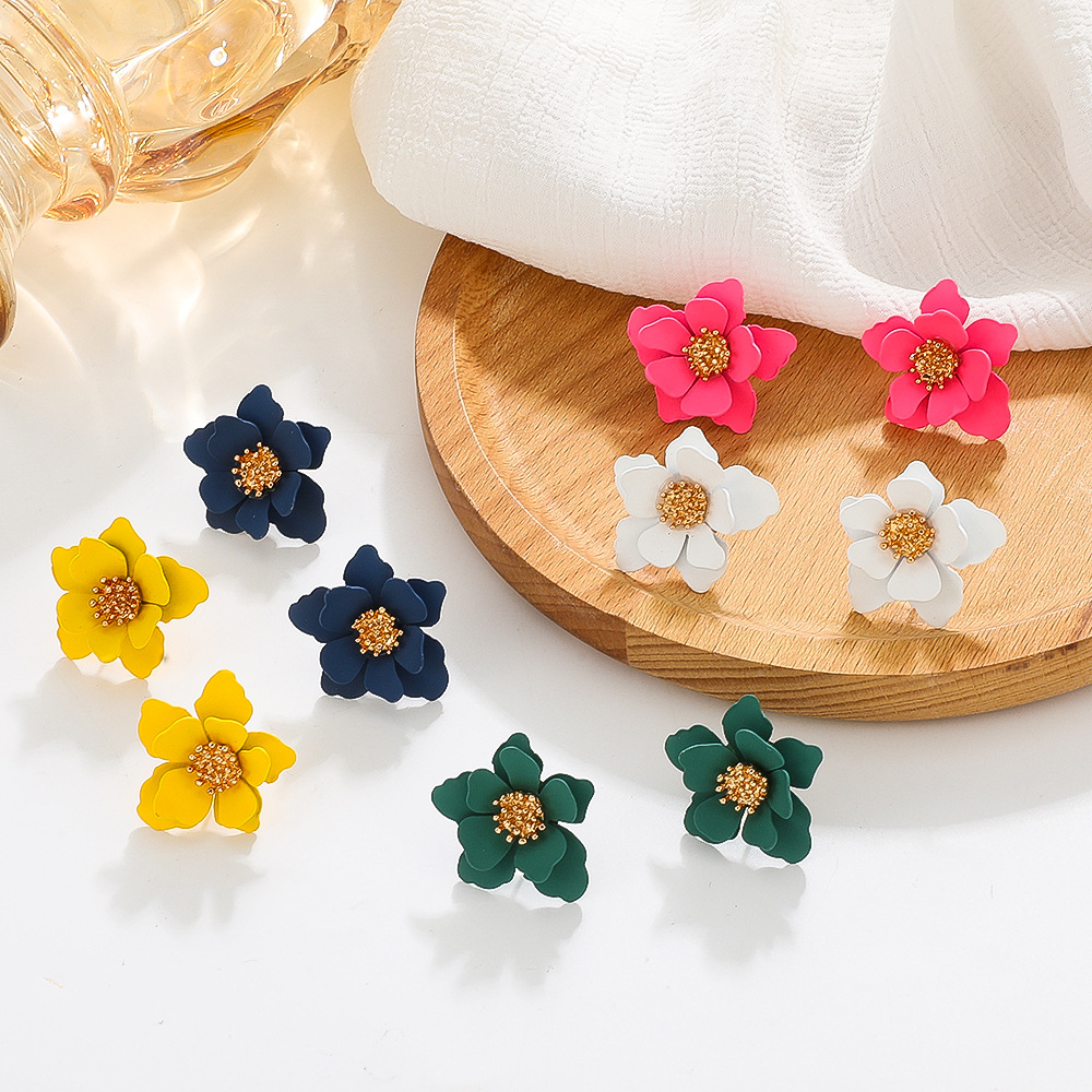 Anting Wanita Model Bunga Lacquer Flower Matte Import