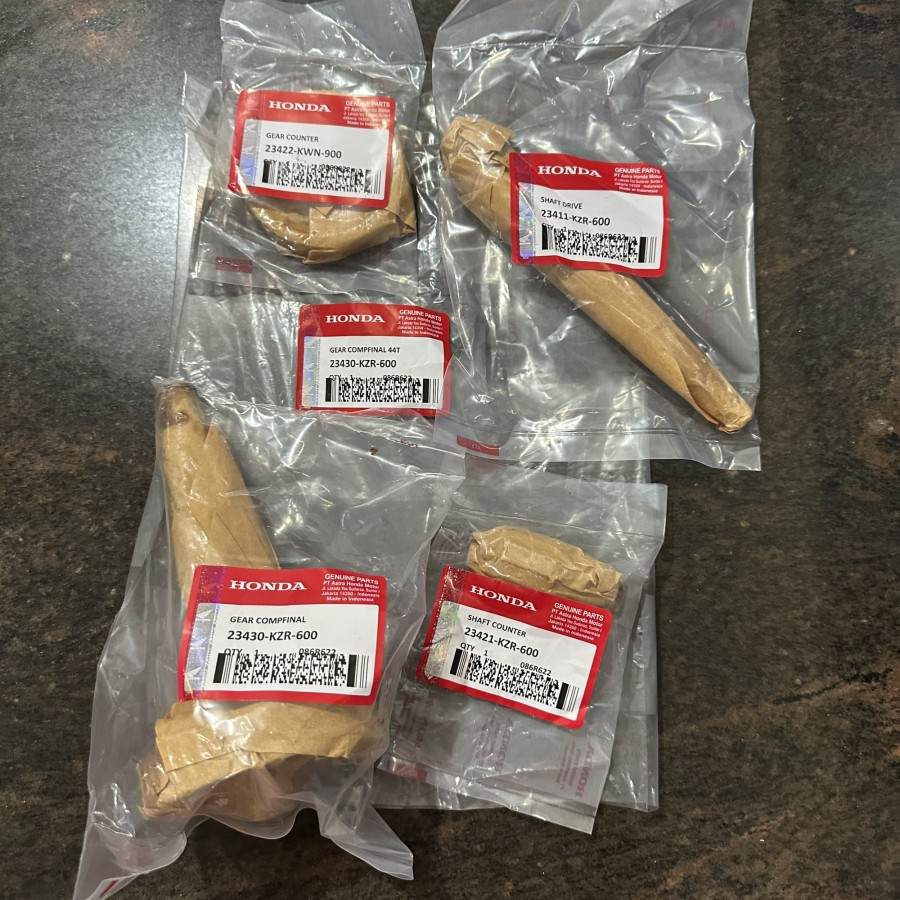 KZR GIGI RASIO GEAR GARDAN BOX MOTOR VARIO 125 150 PCX LED ESP FI F1 ASSY SET KIT LENGKAP COUNTERSHA