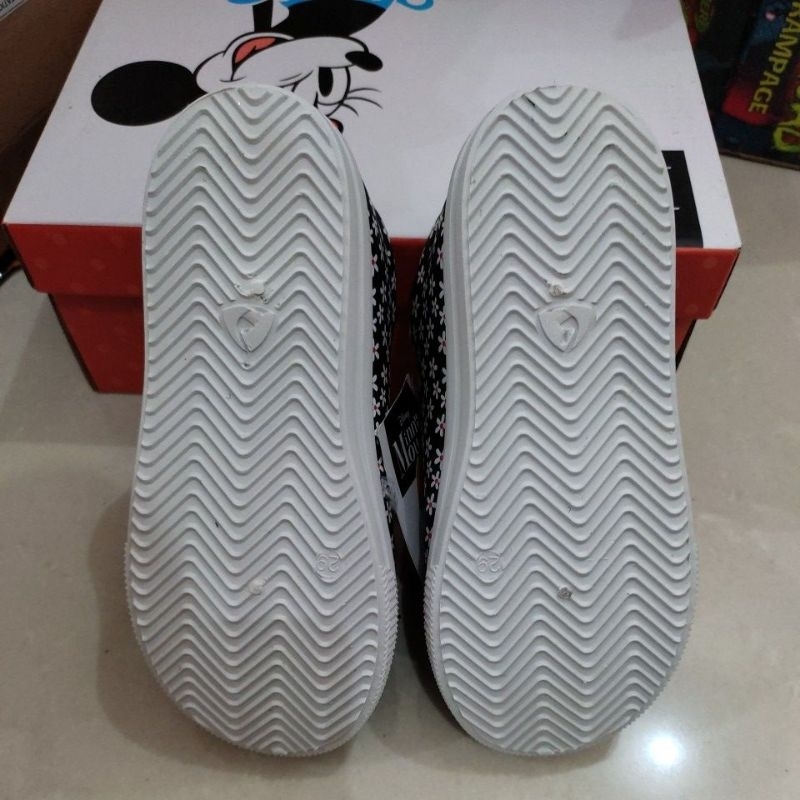 Sepatu Disney Minnie DM1007059BLK