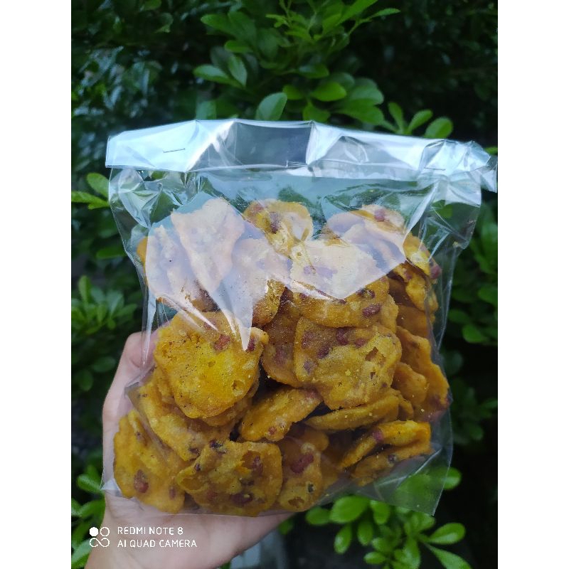 

Peyek Kacang Merah
