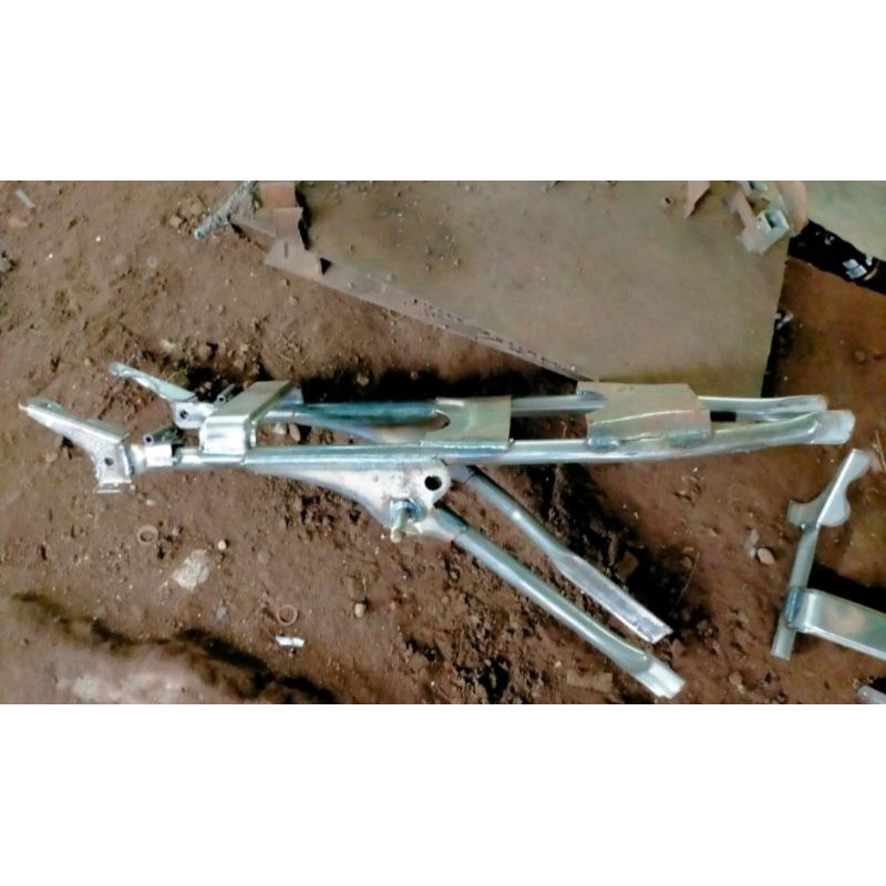 FRAME RANGKA BUNTUT SAMBUNGAN RANGKA BELAKANG GL PRO GL MAX GLPRO GLMAX  SET SUPER TEBAL PRESISI MUR