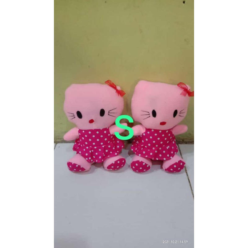 boneka ukuran S paket hemat harga 100rb dapet 10pcs campur karakter