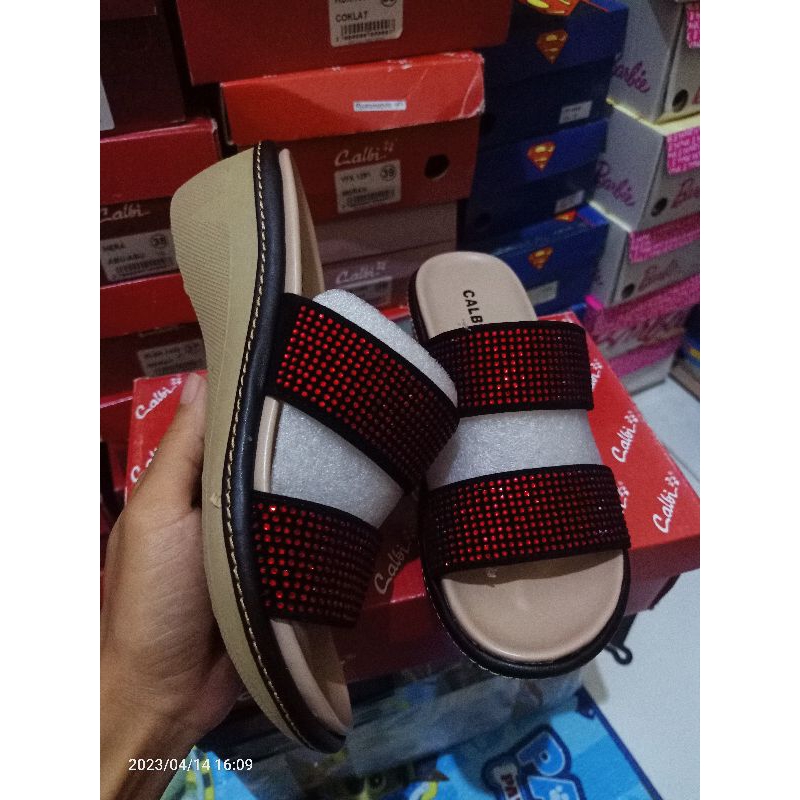 calbi blink sandal wedges wanita