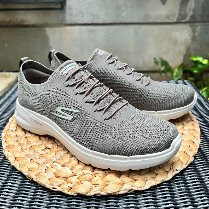 Sepatu Skechers Men