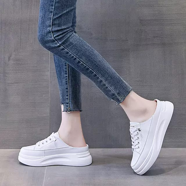 Favorite &quot;FREE BOX&quot; (Size 37-41) Sepatu Selop Wanita Impor Sepatu Sneakers Nyaman Sepatu Fashion Wanita 9082