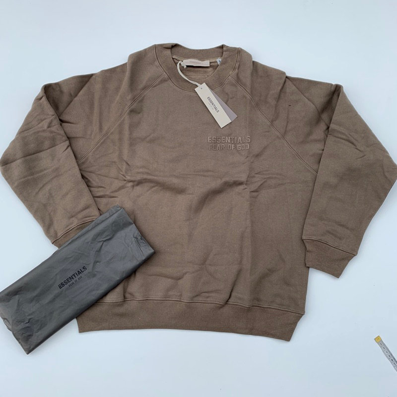 ESSENTIALS LOGO VELVET CREWNECK FEAR OF GOD