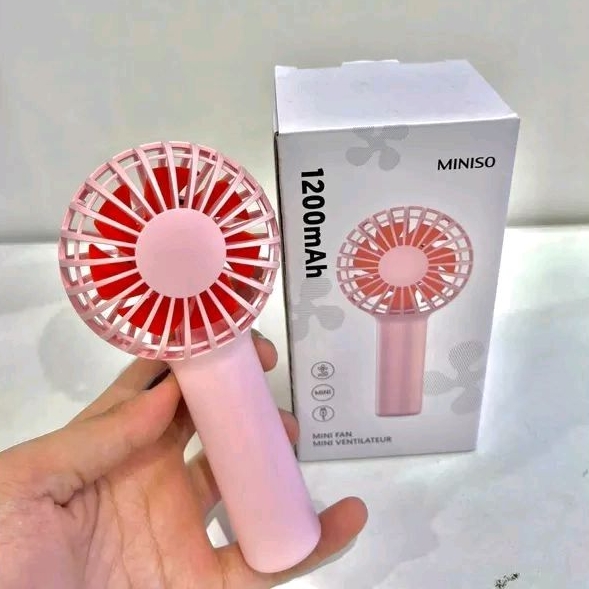 Mini fan minifan MINISO CANDY SERIES PINK MERAH MUDA WHITE PUTIH JAMBU CEWEK GIRLY GIRL ANAK GADIS BELIA REMAJA PINKY KIPAS ANGIN PORTABLE BISA MASUK TAS KECIL MUDAH DIBAWA 1200MAH