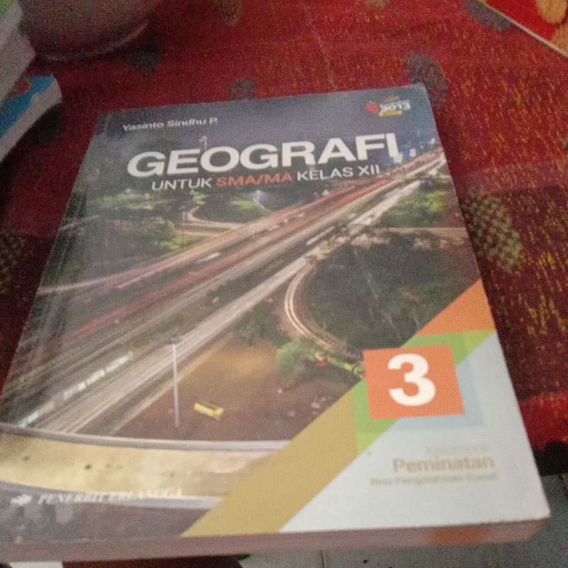 buku geografi SMA kelas XII