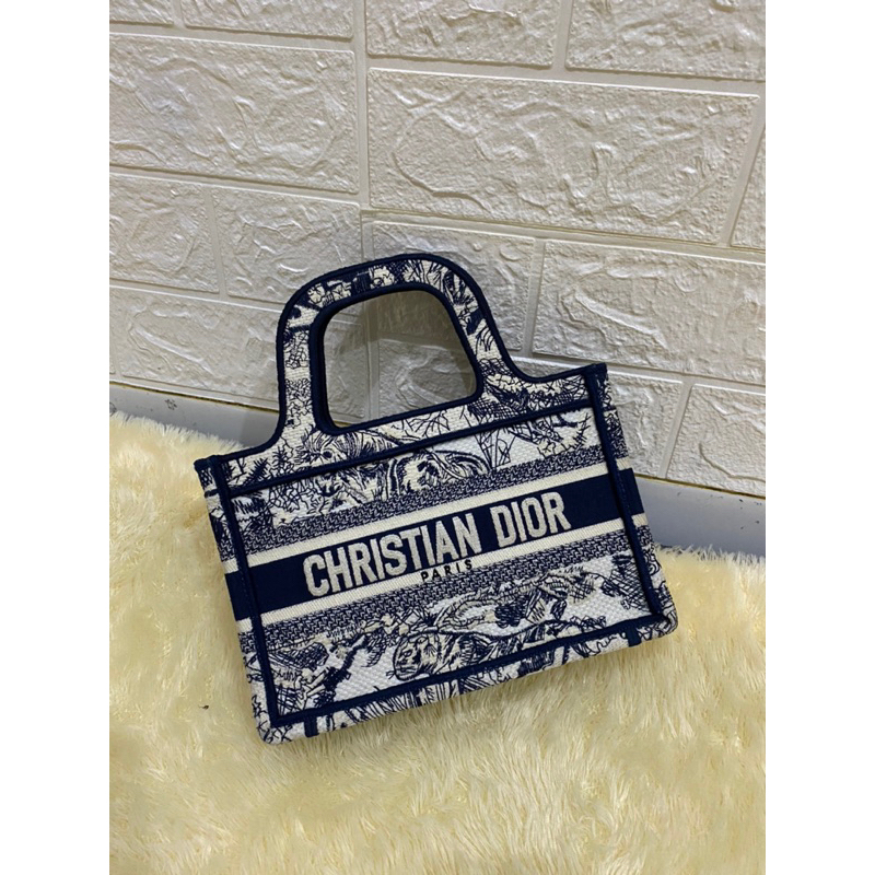 Christian Dior bag preloved tote book bag navy Rare Mirror Quality