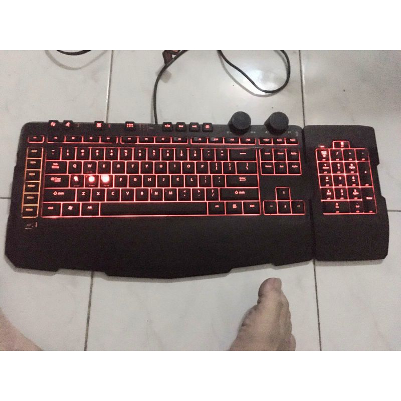 Keyboard pc komputer merk microsoft sidewinder x6