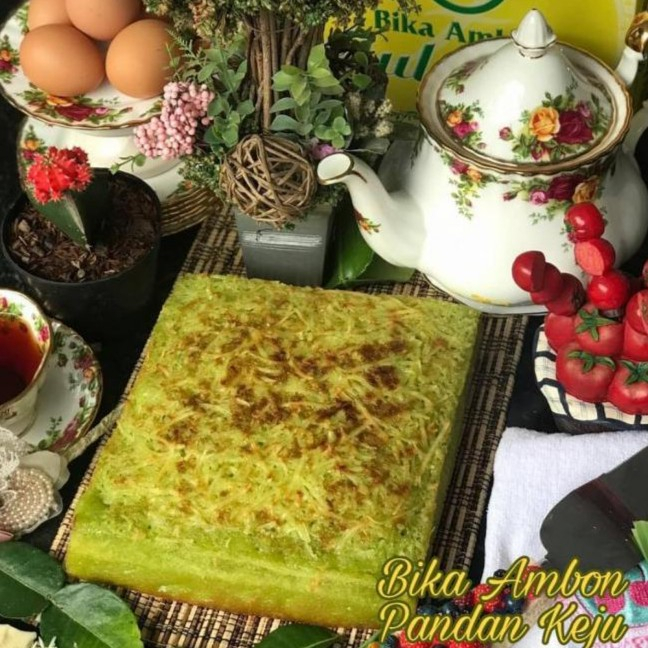 

Bika Ambon Zulaikha Medan - Bika Ambon Pandan Keju Besar Khas Medan