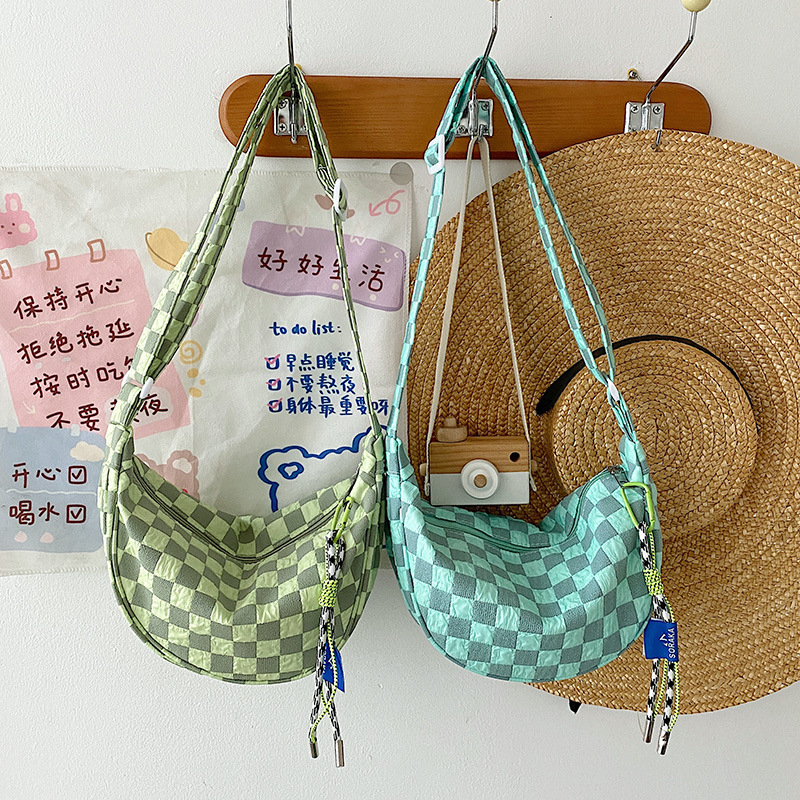 SPRING Sling bag Plaid Dumpling Tas Selempang Button Lucu Aesthetic Wanita Korean Catur Style Chikoisme