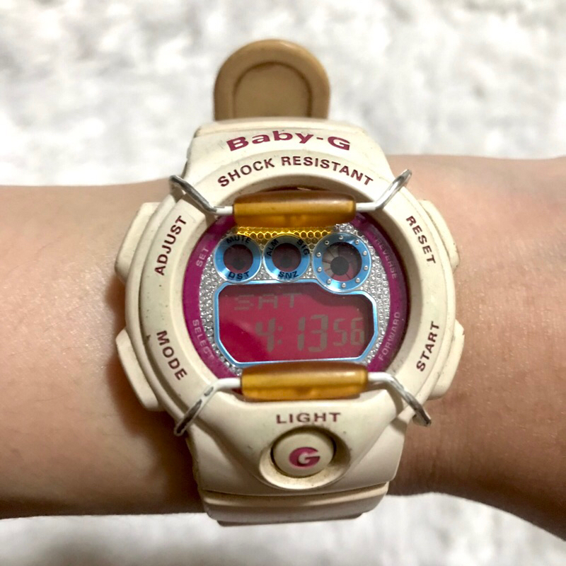 Preloved jam Casio Baby G white C1