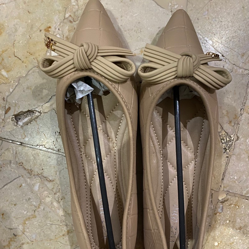 Vizzano Sepatu Wanita