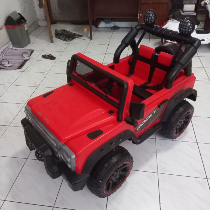 Mainan Anak Mobil Aki  Volta Rocky 5008+ Remote Preloved