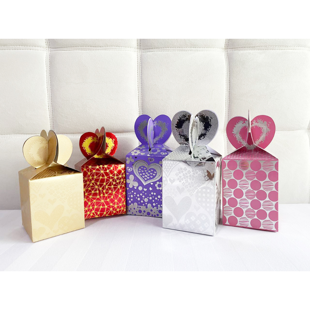 

Box kue / kado / goodie bag / souvenir / hampers