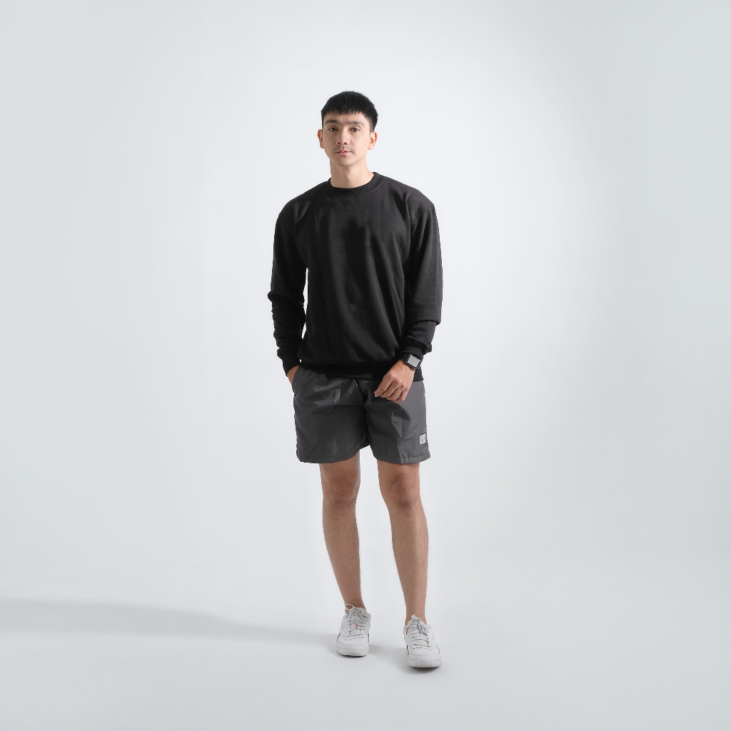 Mcvois Sweater Crewneck Polos Pria Wanita Premium Distro