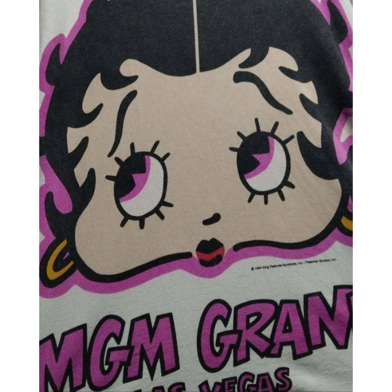 Betty vintage tee MGM GRAND 90s