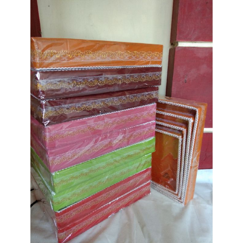 KOTAK SESERAHAN LAMARAN/PERNIKAHAN