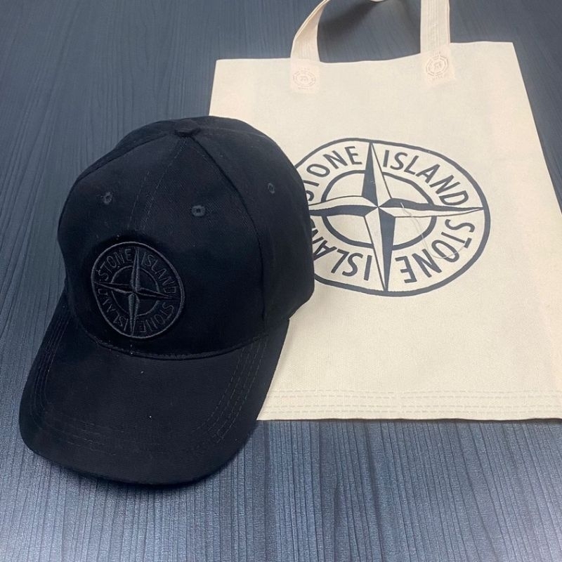 Topi Stone island
