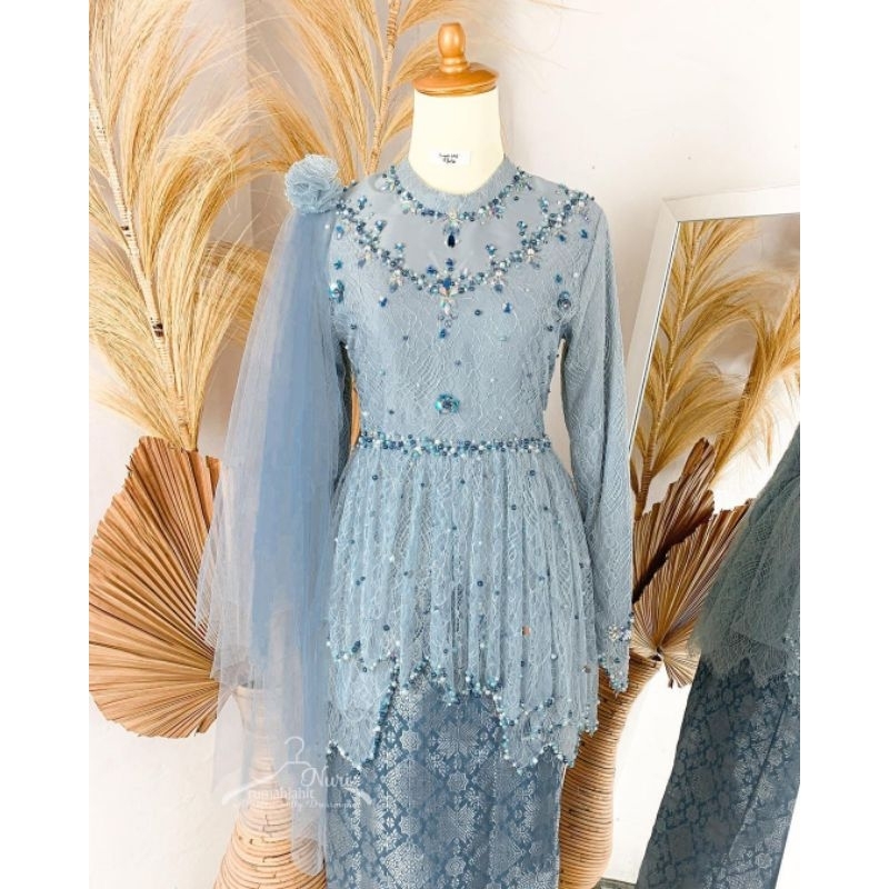 kebaya sarah - kebaya wisuda pesta tunangan