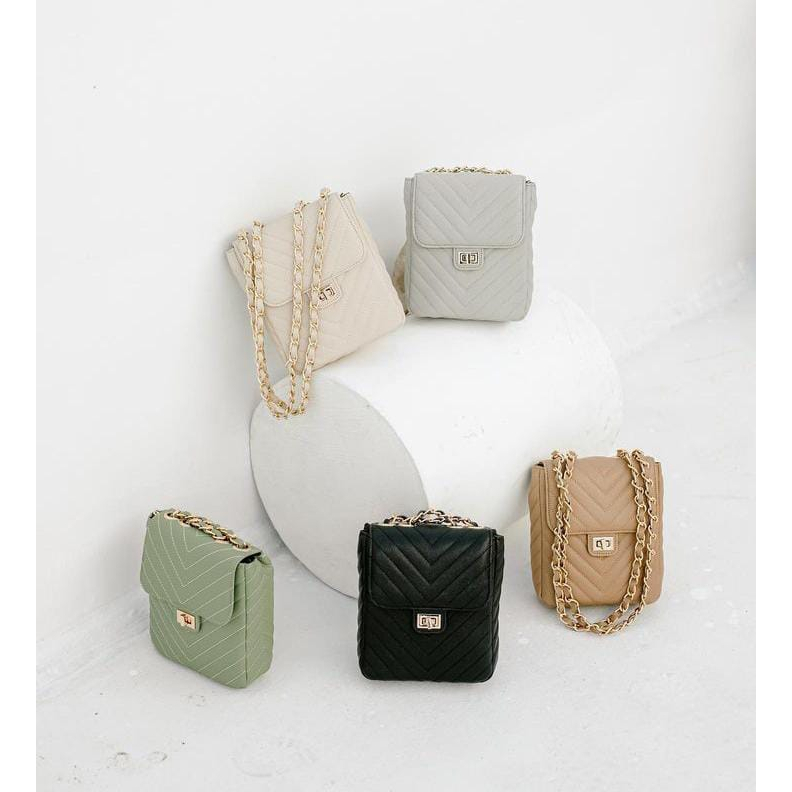 V 5 Small Flicka Bags