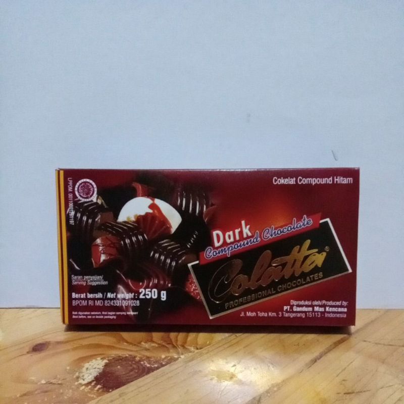 

coklat colatta compound dark