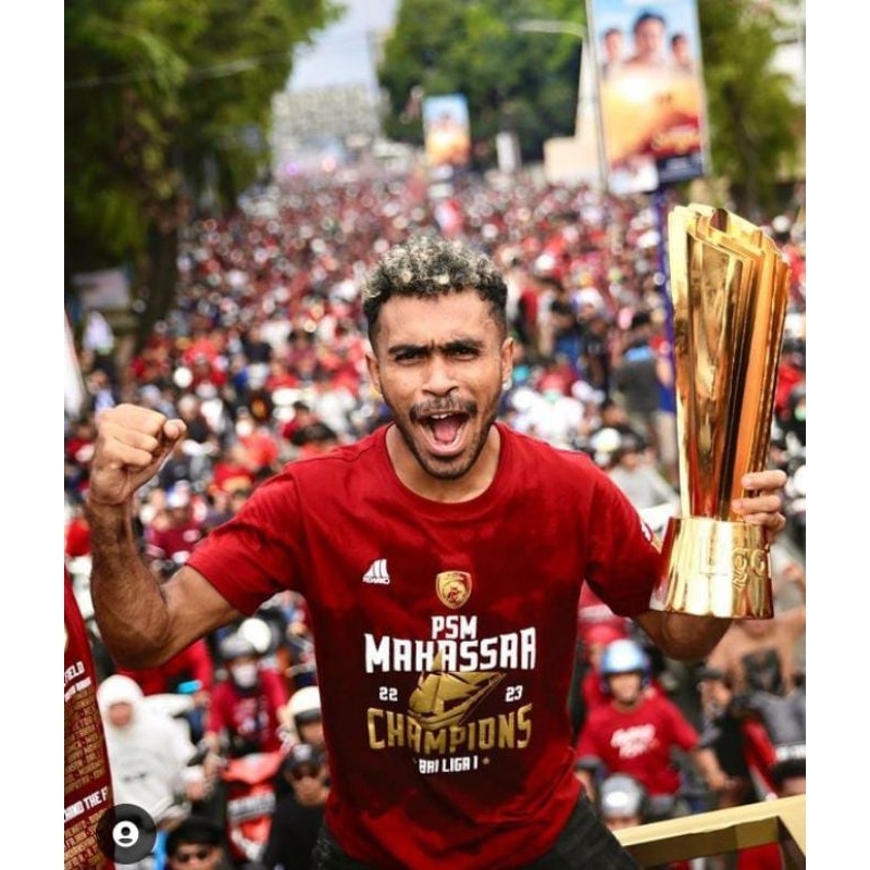 kaos PSM champions 2023 pawai Makassar
