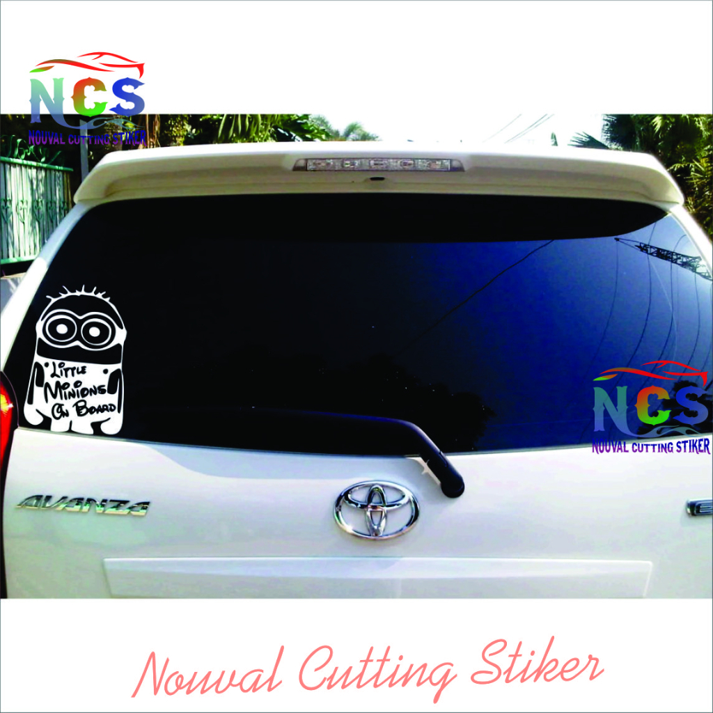 Stiker kaca mobil belakang kartun minion lucu