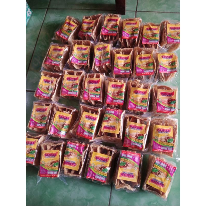 

KERIPIK TEMPE DANIAR, KERIPIK TEMPE KECIL DANIAR,