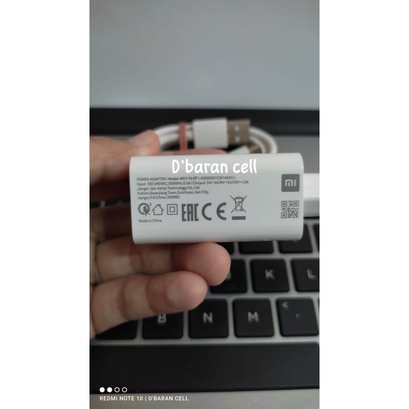 Charger 18 watt Xiaomi Bawaan