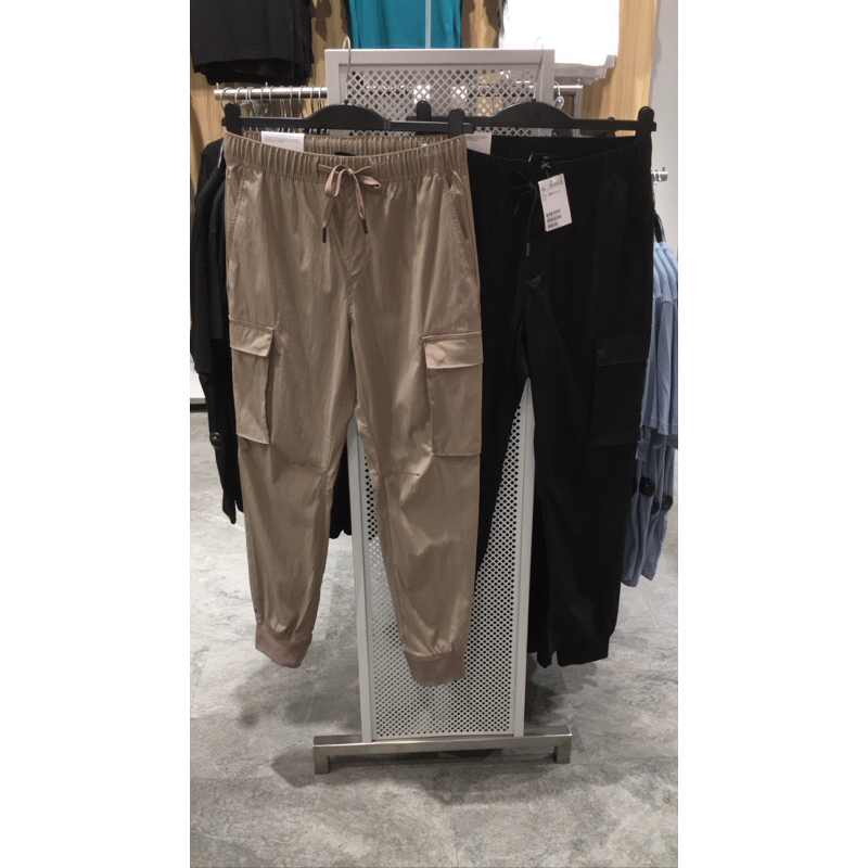 CELANA CARGO H&M original store