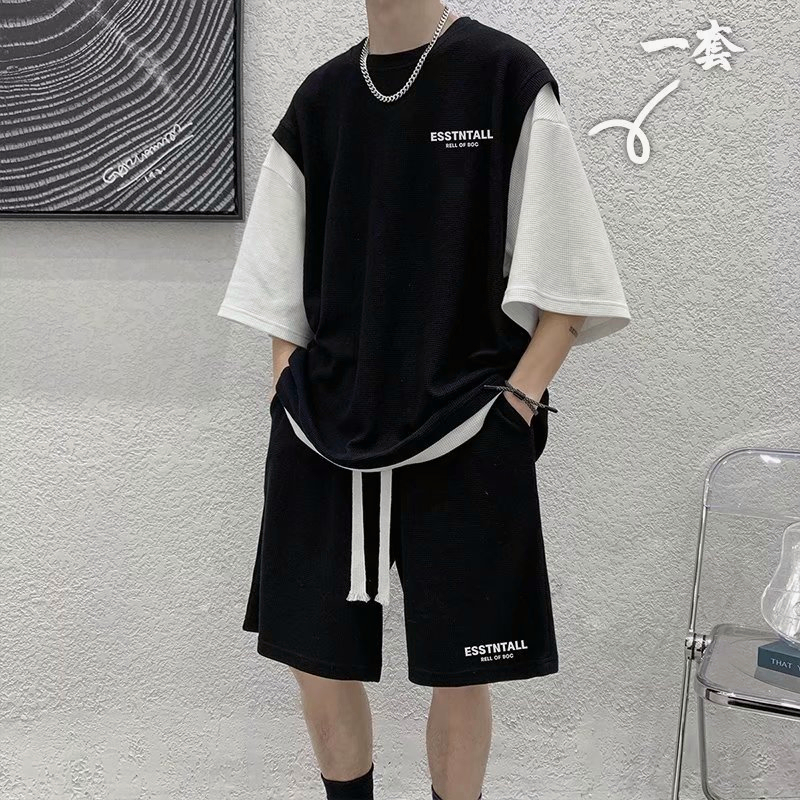 (Celana+TOP) ONE SET SETELAN T-SHIRT DAN CELANA  SUMMER INS KOREAN WIND CASUAL HOLIDAY TWO SHORT-SLEEVED T-SHIRT SUIT MEN'S TREND OF LOOSE-FITTING MULTI-SPORT SHORTS TWO-PIECE SET