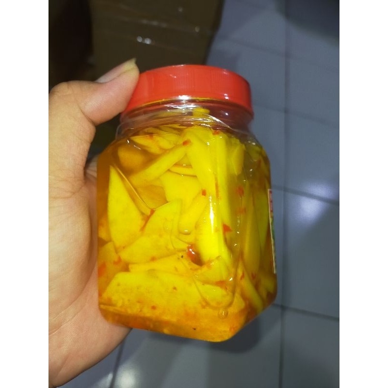 

Rujak Mangga Rasa Manis Pedas Nikmat Khas Kota Indramayu Kemasan Botol