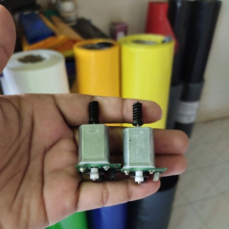 dinamo kotak kecil dan besar 9 -12 volt DC "Real"