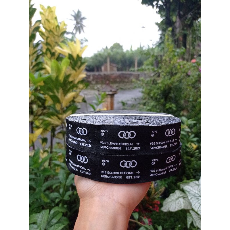 

LabelBaju Bordir, Label Woven, Label Katun, Label Satin