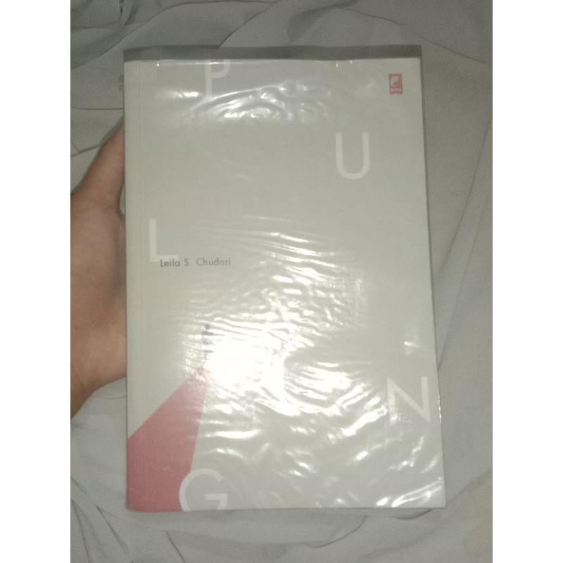 Preloved Pulang - Leila