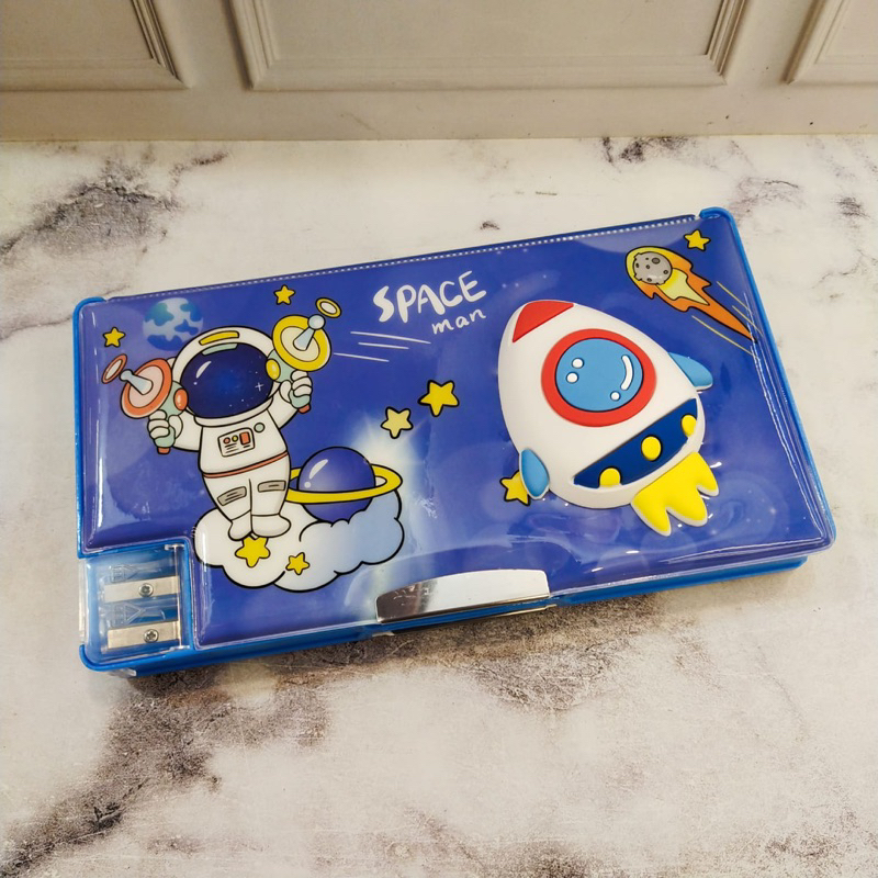 

TEMPAT PINSIL MAGNET 3 DIMENSI 553-1ASTRONOT & 553-7 UNICORN