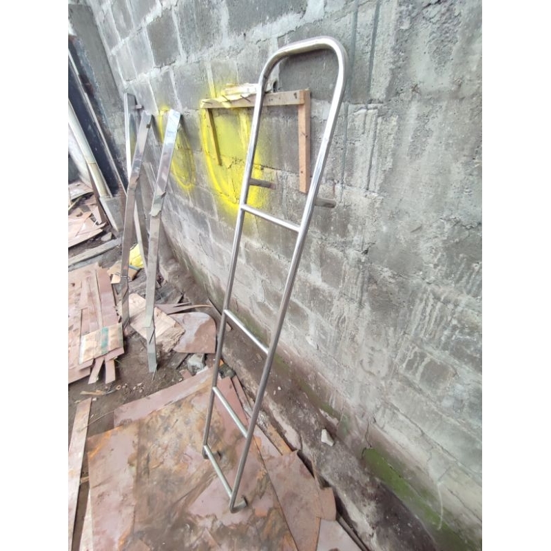 tangga stenlis bak truk