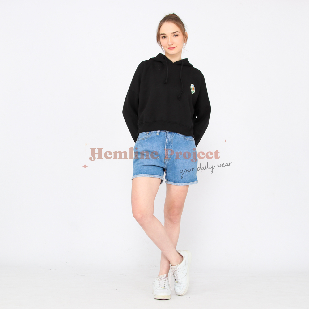 ILAYA Crop Sweater - Black