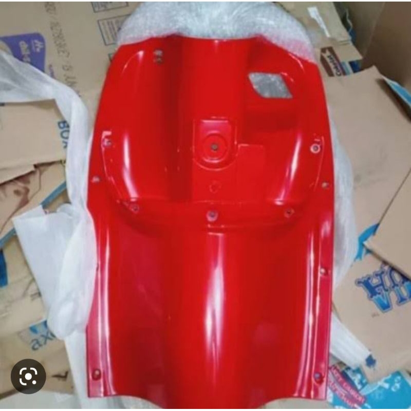 cover inner leksil kantong tengah Scoopy fi 2015 2016 merah cabe original