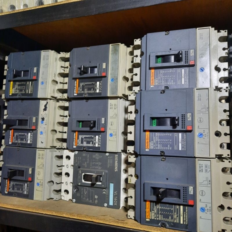 breaker merlin gerin ns100n ns250n
